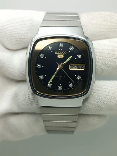 Vintage Seiko 5 Black Sunburst Dial 7009-5140 Automatic Men's Watch Japan Made