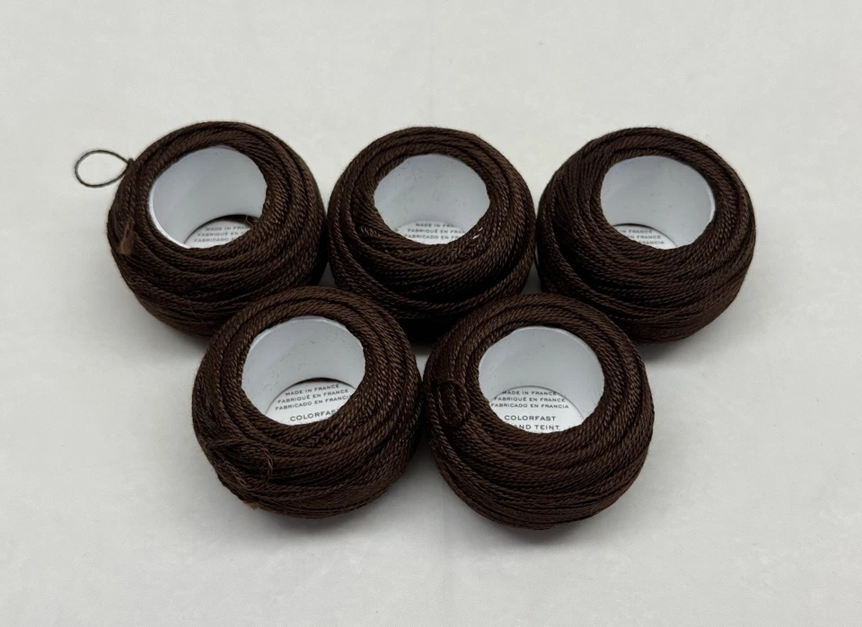 Lote de 5 Bolas DMC Algodón Perla Perla Hilo Talla 8 Ultra Oscuro Café Marrón 938 Foto 3 de 4