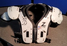 Douglas Mr. D 3XL 23-24" Football Shoulder Pads