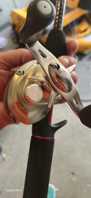 Shakespeare Ugly Stik GX2 Baitcast Combo 5ft Medium 8-20lb Rod & Reel
