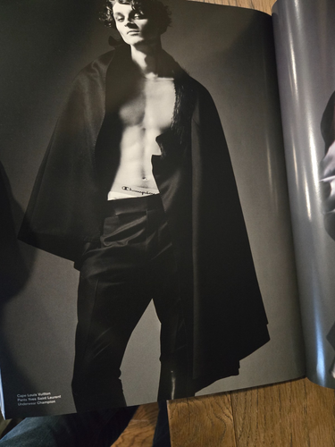 V Magazine #37 F/2005 MARY J BLIGE Chiara Baschetti DOUTZEN KROES Lily Donaldson - Picture 10 of 14
