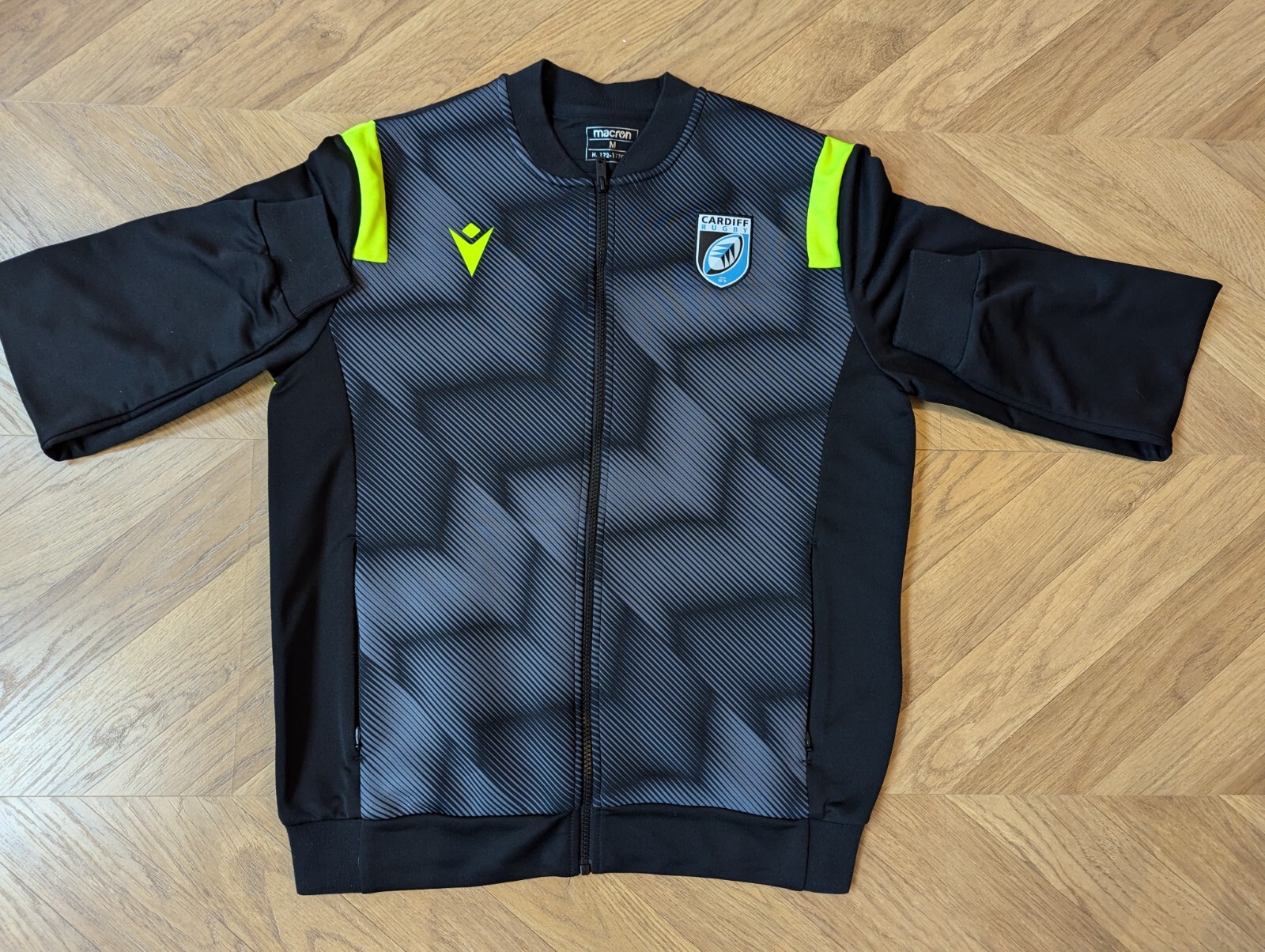 Cardiff Blues Anthem Rugby Jacket Coat Men's Medium Ex Con Macron Black