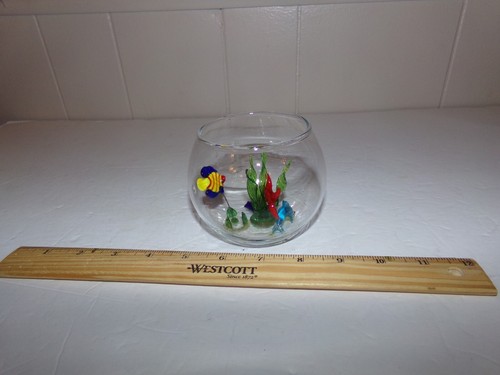 PEQUEÑO CUENCO DE PEZ DE VIDRIO, CON PEZ DE VIDRIO VISTO - Imagen 3 de 4