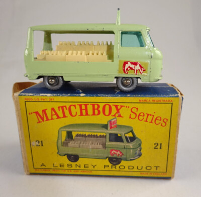 Matchbox RW 21C Milk Float ''Kuh'' mit silbernen Rädern Ladung creme in ''D'' Box
