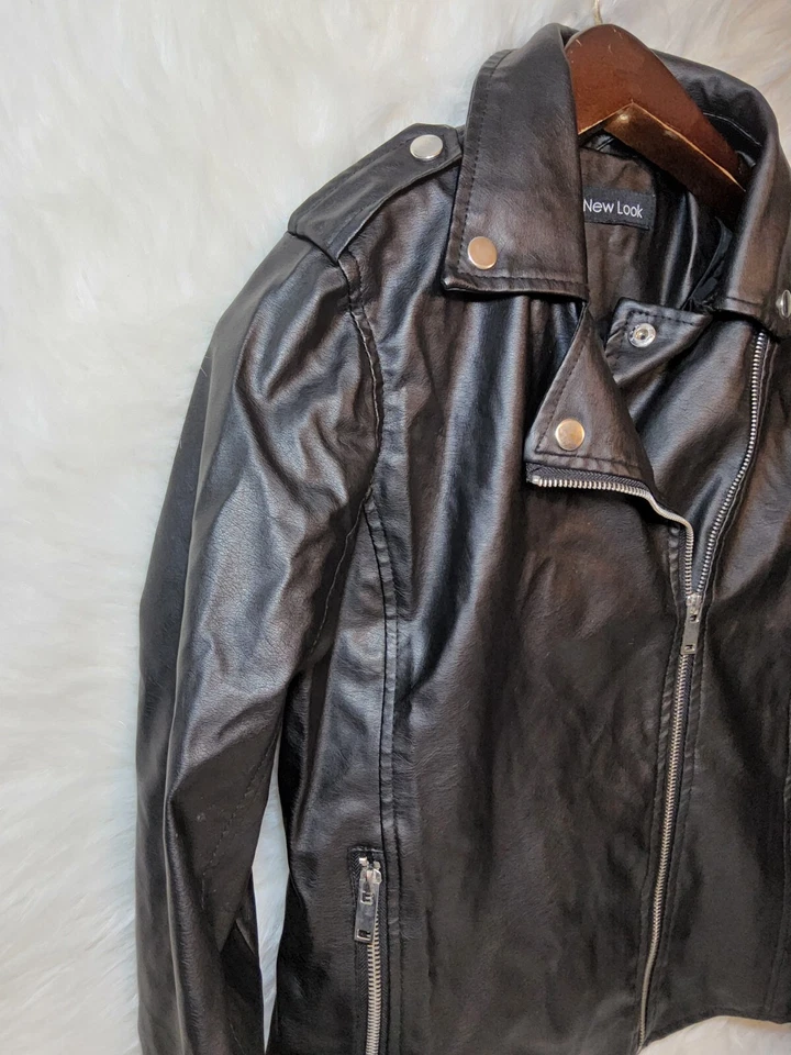 Lindo abrigo chaqueta de moto de cuero sintético negro New Look para mujer talla S bolsillos  Foto 4 de 4