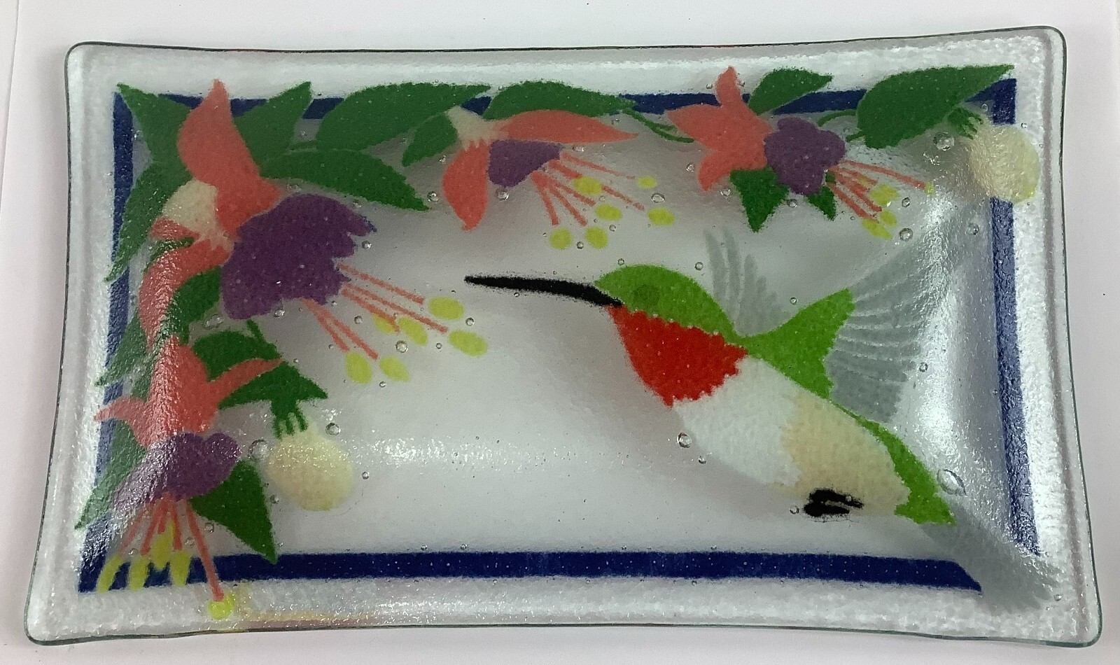 Signed Peggy Karr Hummingbird w/Flowers Art Glass Decorative Plate