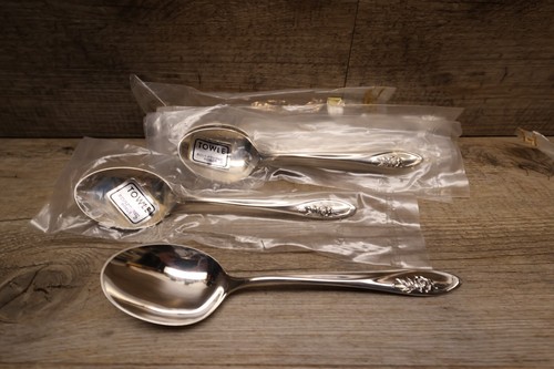 Towle 1960 Sculptured Rose Sterling silverware set 45 pc Flatware set - Picture 17 of 19