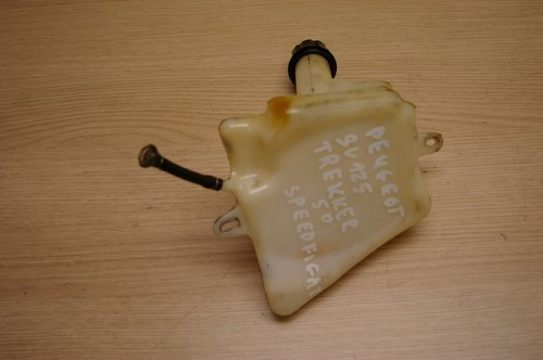 Tanque de aceite Peugeot Trekker / Vivacity / Speedfight 50 2T / botella 1173318500 - Imagen 2 de 3