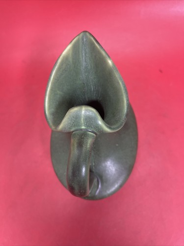 Arts and Crafts Hampshire Matte Green Pottery Pitcher Vase 6” - Picture 6 of 9