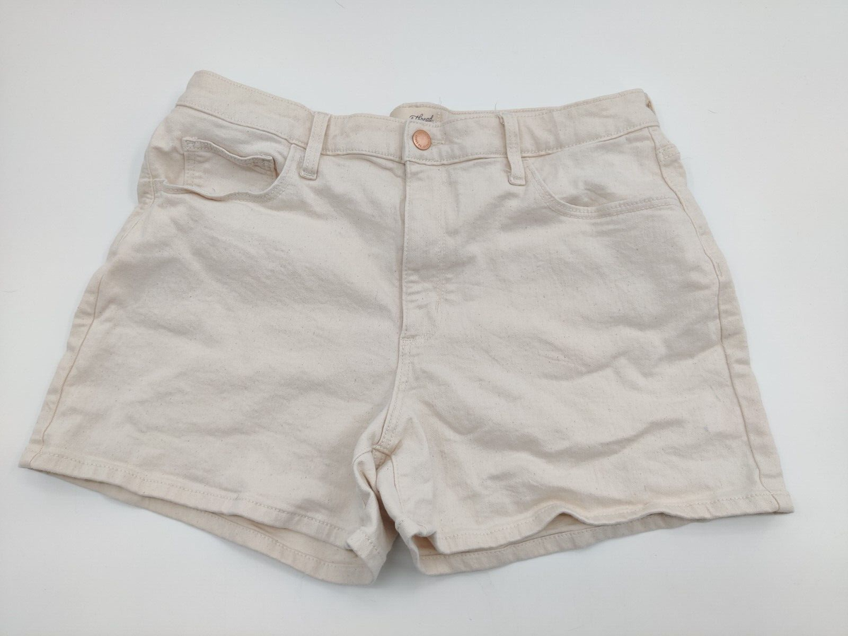 Universal Thread Cream High Rise MIDI Women's Shorts Off White - Main Image