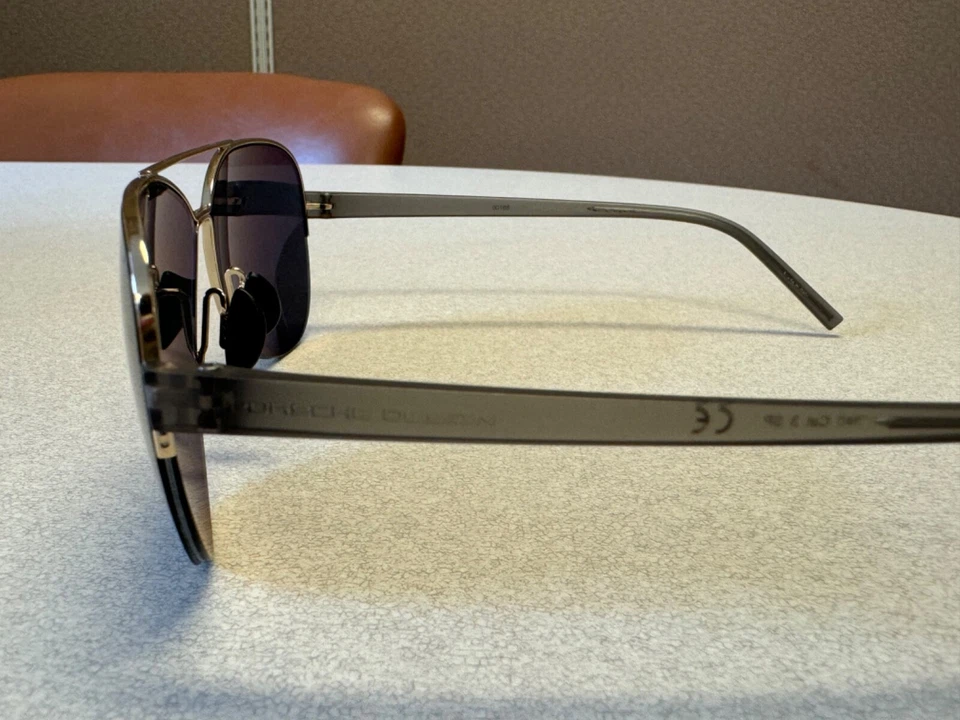 Gafas de sol Porsche Design P8676 B gris azul espejo Foto 2 de 4