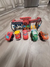 Hasbro/Tonka - Lil' Chuck's Talking Truck Stop, Car Wash  Tune-Up Station