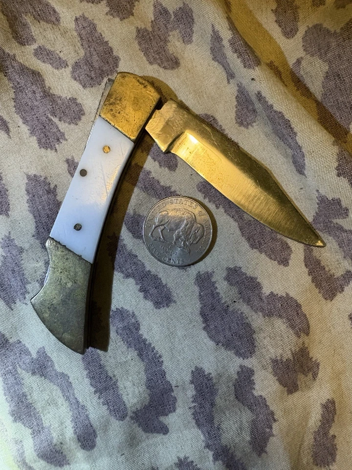 Vintage Pakistan Folding Pocket Knife Closed Brass White Handle - Image 2 of 2