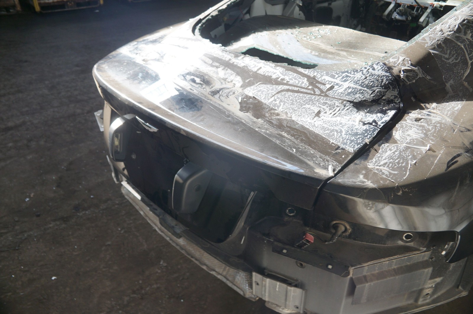 Rear Trunk Boot Deck Lid Assembly 4G43-C40616 OEM Aston Martin Db9 2007 *Note*