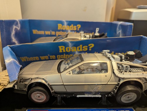 SET OF 3 - Back to the Future DeLorean 1981, 1:18, Stainless Steel Finish 2710 - Picture 4 of 5