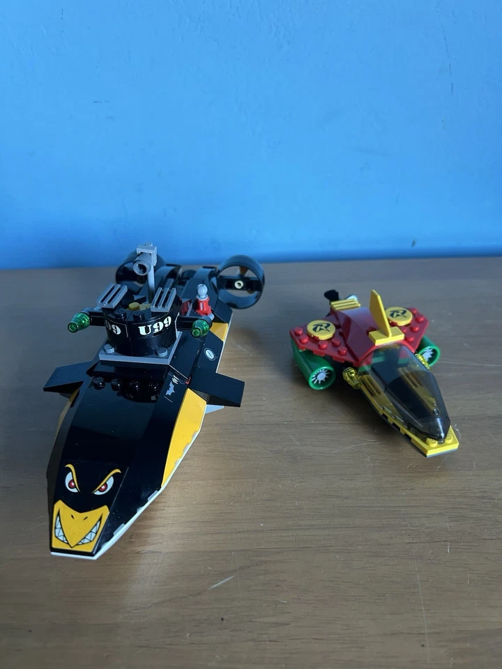 LEGO Batman: Robin's Scuba Jet: Attack of the Penguin (7885) COMPLETE! w/ Manual - Image 2 of 4