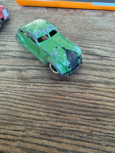 Voiture Miniature Dinky Toys Chrysler Airflow 30A - Échelle 1:43, Excellent état D'origine, Zamak, Couleur Verte