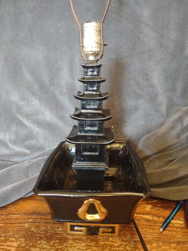 Vintage Asian Planter Pagoda Lamp 1950’s Mid Century - Picture 4 of 11