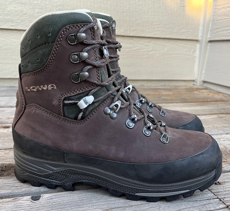 Botas de Trekking LOWA Baffin Pro LL II Masculinas 7.5 Mochila - Imagem 2 de 4