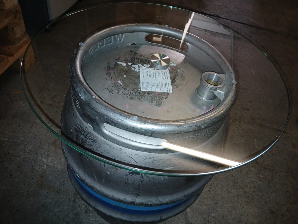 cooler Couchttisch Beistelltisch Gartentisch aus einem alten englischen Bierfass - Bild 2 von 4