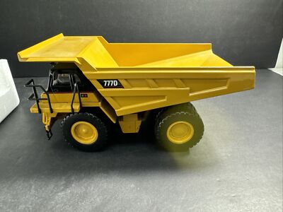 キャタピラー777D 973 | Cat | Caterpillar