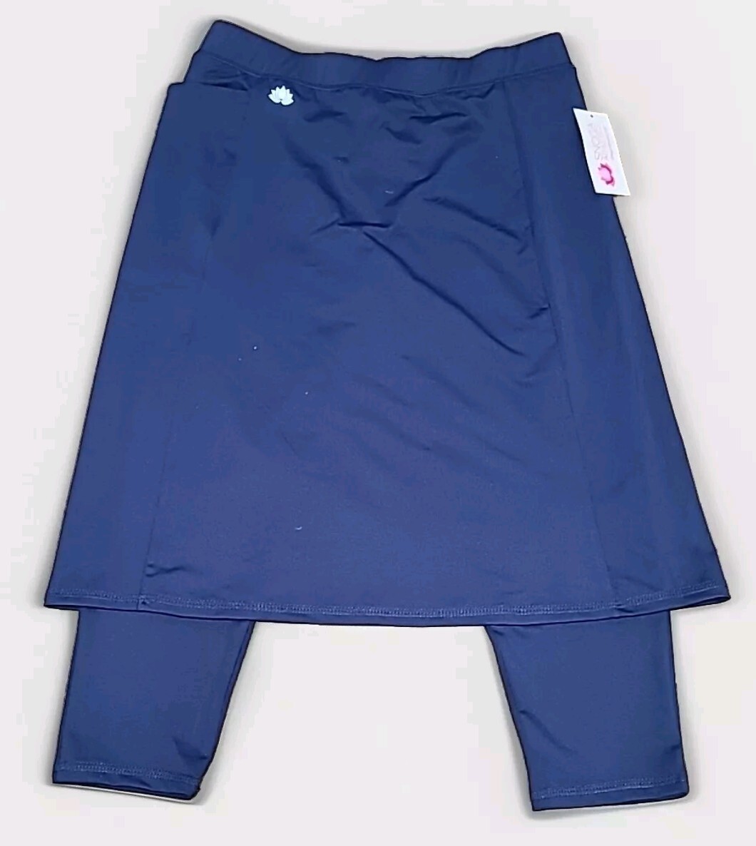 Foto 1 di 8
