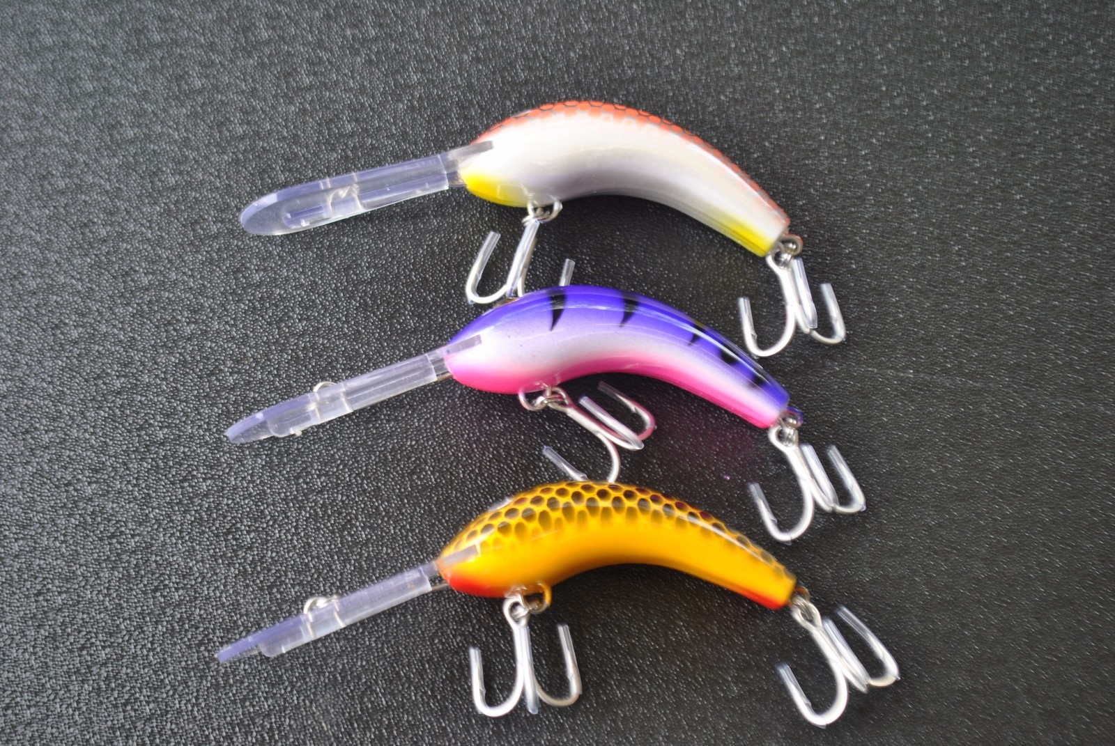 3 X Deep Diving Cod lure Yellowbelly Redfin Lure BKK Hooks MUZZAS LURES