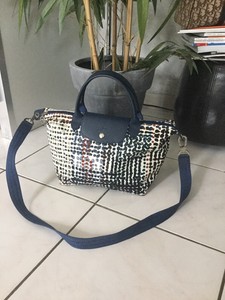 sac longchamp cuir bleu