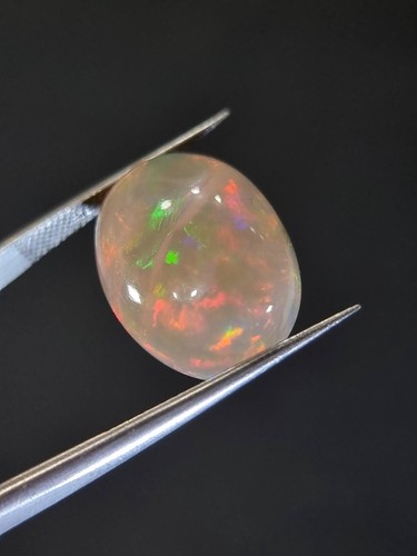 Pietra preziosa opale bianca naturale cabochon ovale sfuso non trattata dall'Etiopia - Foto 3 di 6