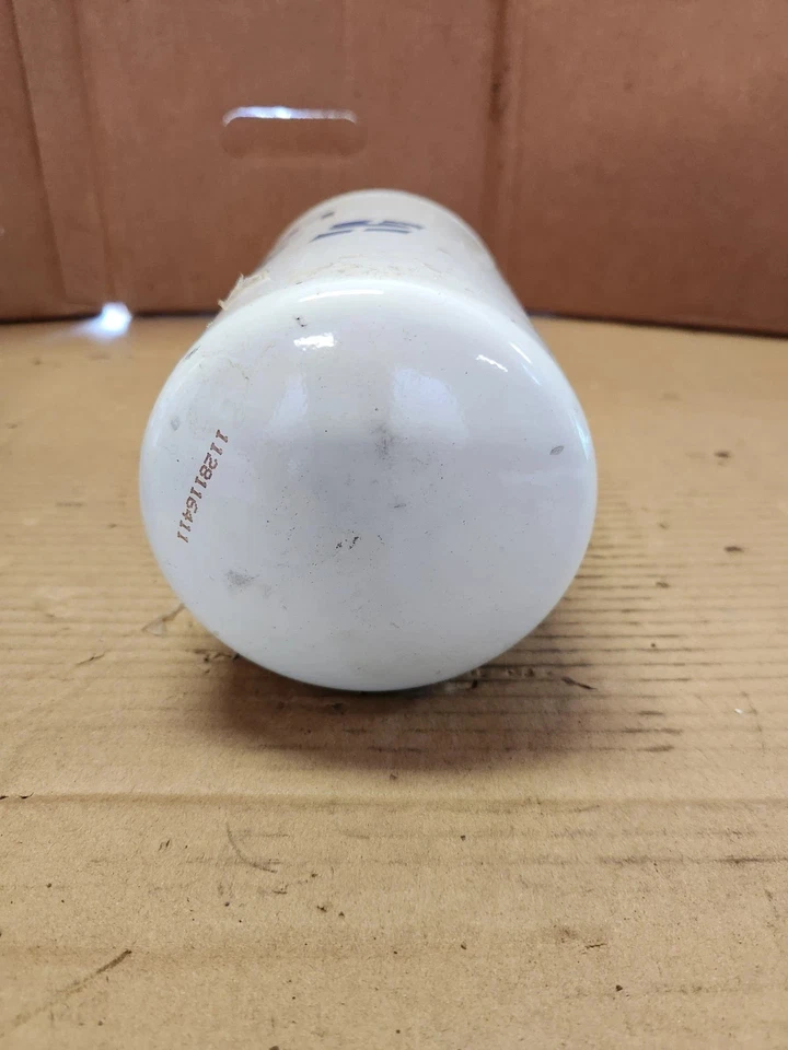 Hastings LF241 Engine Oil Filter-Eng Code: DT466, International  - Image 2 of 3