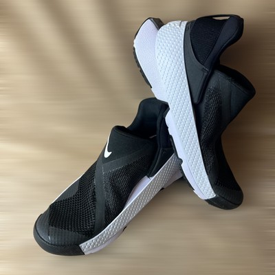 Nike Go FlyEase Shoes Womens Size Black White Slip On Hands