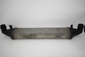 Mercedes W207 E-Klasse Ladeluftkühler   A2045000200 -13173-