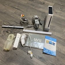 Nintendo Wii Console RVL-001 W/All Cords Tested Formated Controllers Bar