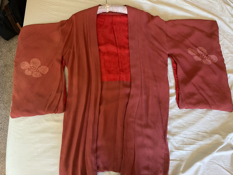 Vintage Women’s 1940s(?) Silk Satin Kimono, Floral Pattern, One Size