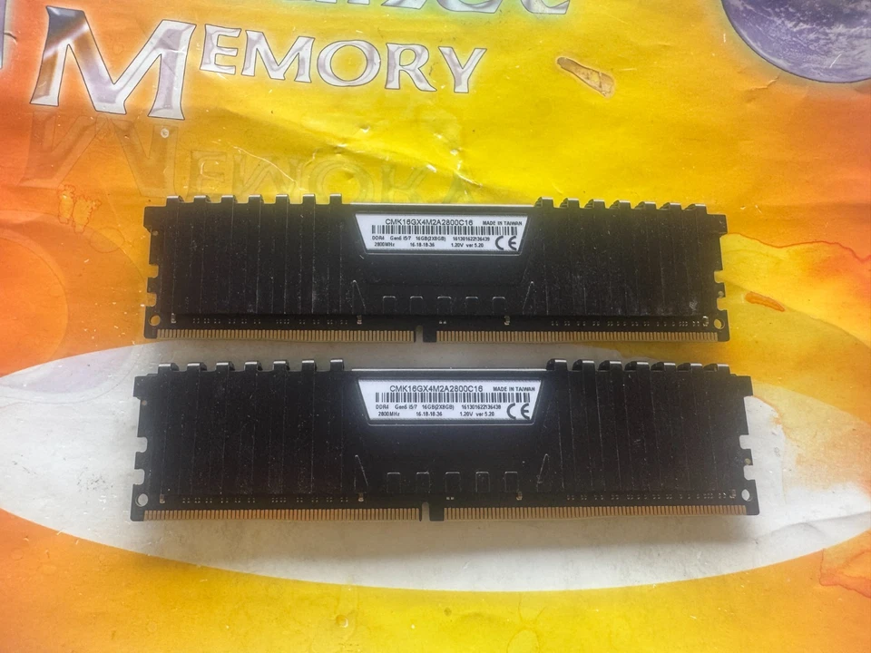 Corsair PC4-22400 16GB (2X8GB) DDR4 2800MHz NON ECC Desktop CMK16GX4M2A2800C16 - Image 2 of 3