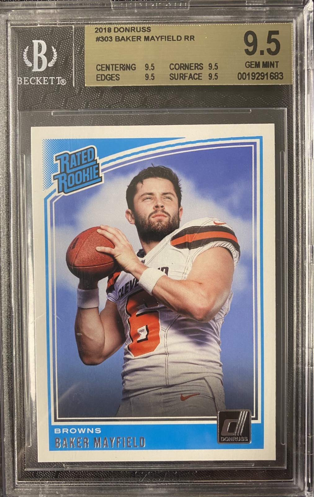 2018 Panini Donruss-Rated Rookie Baker Mayfield #303 (RC) Beckett  GEM MINT 9.5