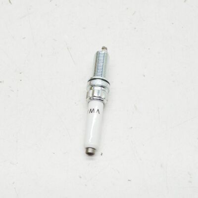 PORSCHE PANAMERA 971 Ignition Spark Plug 9A790560150 NEW GENUINE 