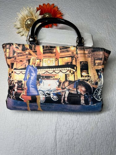 St. John's Bay Perlen und Pailletten Mädchen mit Pferd und Kutsche Stoff Handtasche
