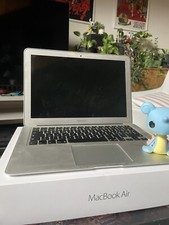 Macbook Air 2017 13” 128gb Core I5 1.8 GHz Tastiera Qwerty ITA