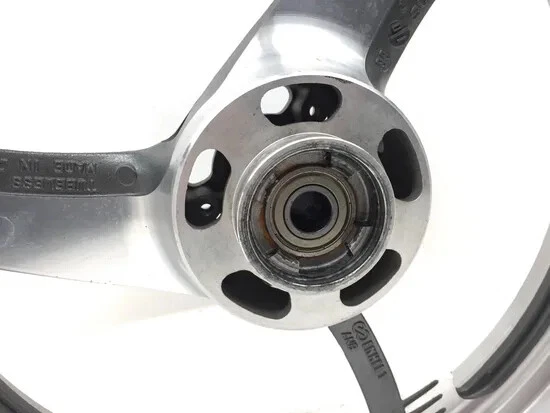 Передний обод колеса 2000 Suzuki Marauder 800 VZ800 3029A x - Изображение 2 из 4