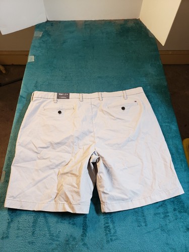 Tommy Hilfiger Shorts Sz 42 Mens Beige Stretch Twill Preppy 9 Inch Inseam NWT - Picture 12 of 15