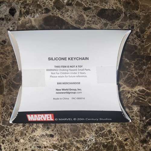 Deadpool & Wolverine Silicone Keychain Marvel NIB Dave & Busters Official Promo - Picture 2 of 2