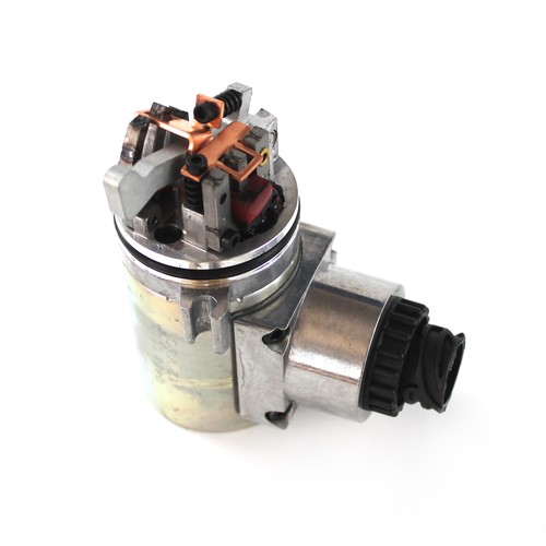 12V Solenoid Valve 04286363 7027792 for Deutz TCD2011 FL2011 BFL2011 BFM2011 - Picture 5 of 10