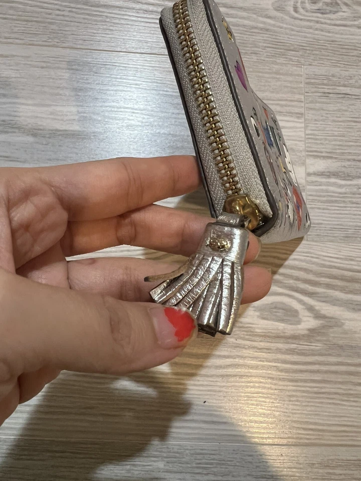 Cartera Larga Anya Hindmarch Georgiana Emoji Pegatinas Cremallera Astilla Foto 2 de 4