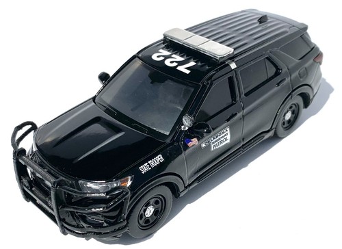 MotorMax Maßstab 1:43 2024 Ford Explorer Oklahoma Highway Patrol Wraparound Stoßstange - Bild 9 von 16