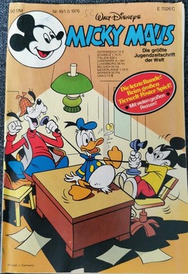Mickey Mouse Issue 18 - 5/1/1976 Walt Disney's Wildlife Poster Neon Sticker Snap