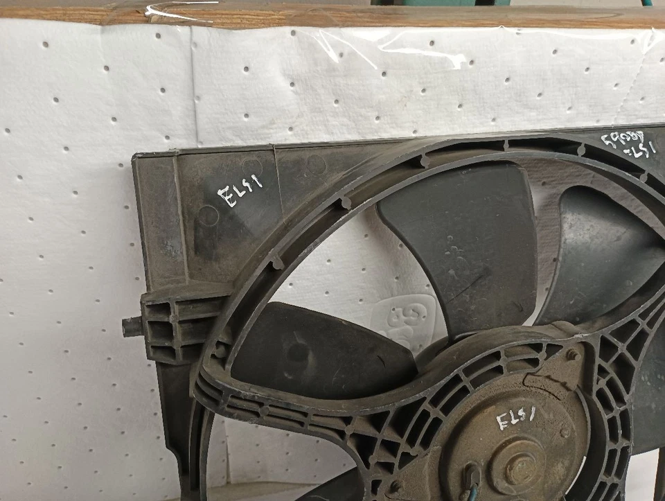 Conjunto de motor de ventilador de radiador esquerdo driver de 2000 Subaru Forester 11509174 - Imagem 3 de 4