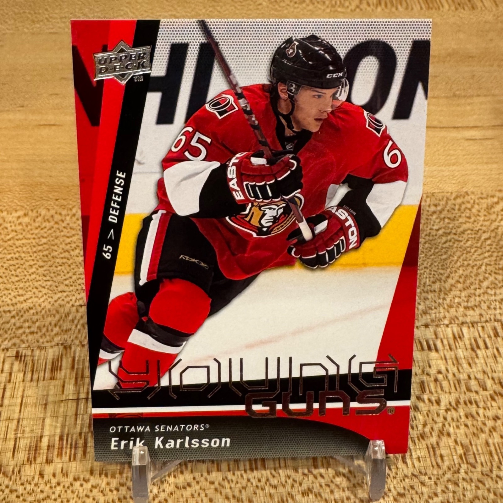 2009-10 Upper Deck ERIK KARLSSON Young Guns #210 Rookie
