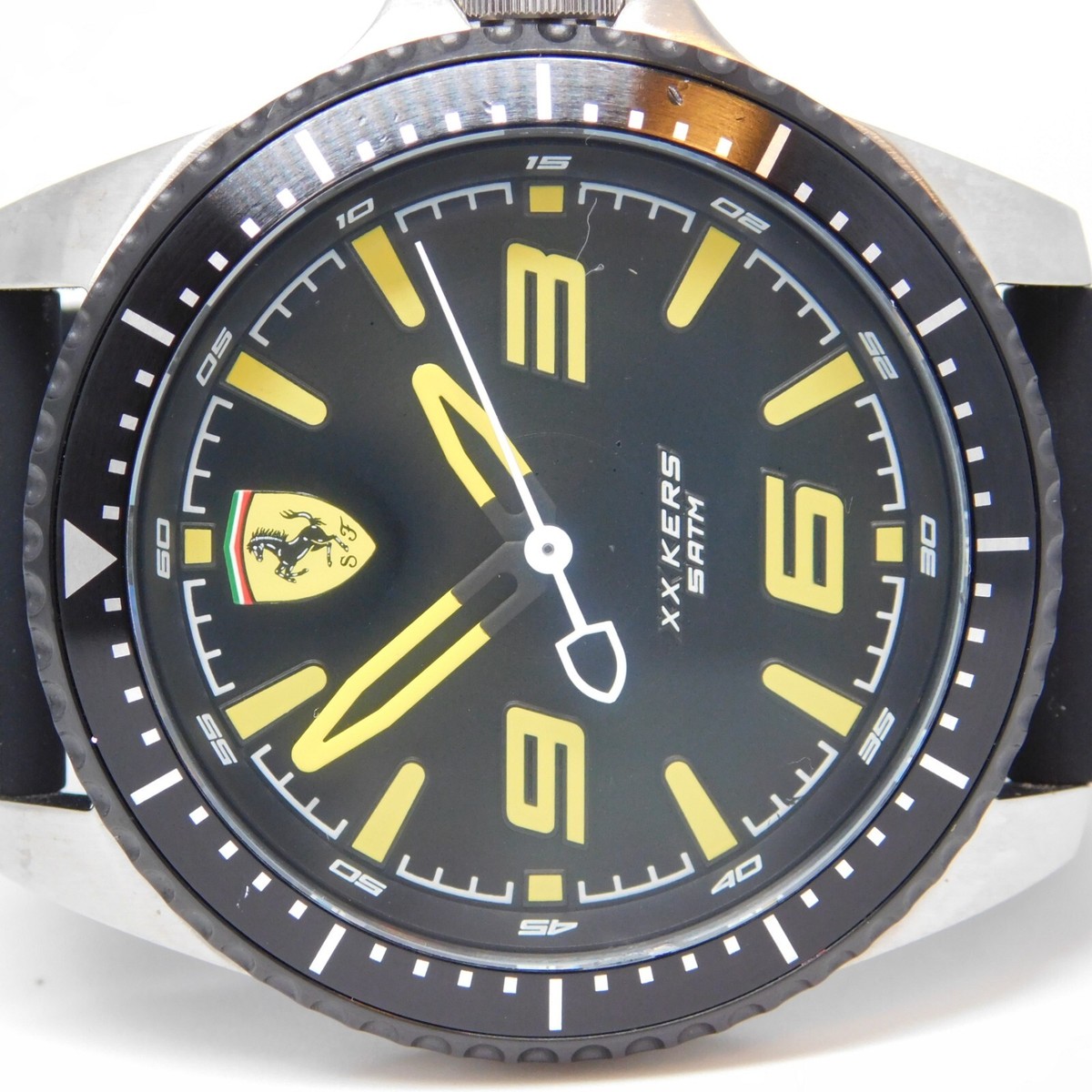 Scuderia Ferrari XX KERS SF.32.1.96.0414 Quartz Analog Men's Watch
