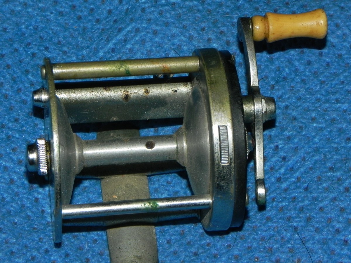 シェークスピア1964 VINTAGE-SHAKESPEARE-NO. 1964 -MODEL 26 - Fishing Reel-PARTS